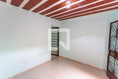 Sala de kitnet/studio para alugar com 1 quarto, 40m² em Nova Floresta, Belo Horizonte