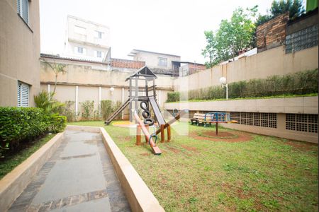 Apartamento à venda com 130m², 2 quartos e 2 vagas Apartamento à venda com 130m², 2 quartos e 2 vagasÁrea Comum - Playground