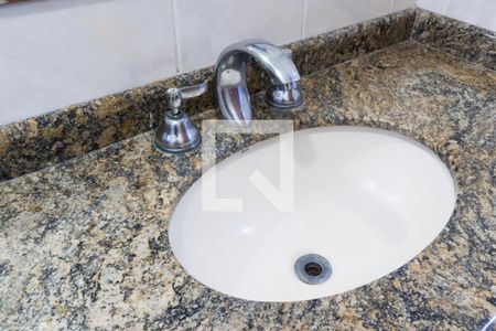 Apartamento para alugar com 96m², 3 quartos e 2 vagasBanheiro Quarto 1