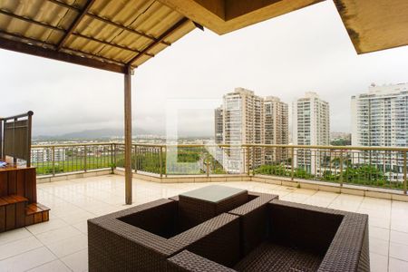 Apartamento à venda com 147m², 3 quartos e 2 vagas Apartamento à venda com 147m², 3 quartos e 2 vagasVaranda da Sala