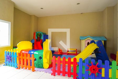 Apartamento à venda com 147m², 3 quartos e 2 vagas Apartamento à venda com 147m², 3 quartos e 2 vagasÁrea Comum - Playground