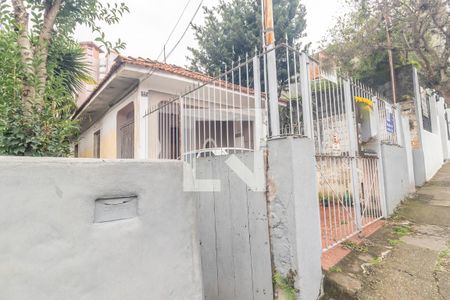 Casa à venda com 190m², 3 quartos e 1 vaga Casa à venda com 190m², 3 quartos e 1 vagaFachada