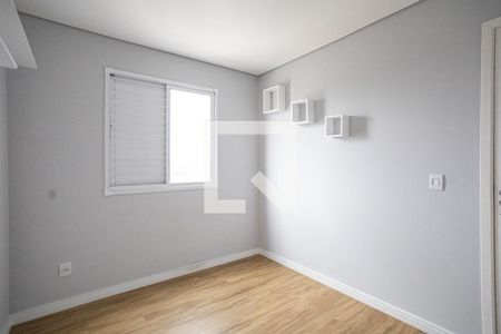 Quarto 2 de apartamento para alugar com 2 quartos, 48m² em Jardim Cirino, Osasco