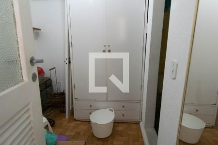 Apartamento à venda com 170m², 4 quartos e 1 vaga Apartamento à venda com 170m², 4 quartos e 1 vagaQuarto de Serviço