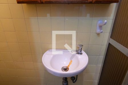 Apartamento à venda com 170m², 4 quartos e 1 vaga Apartamento à venda com 170m², 4 quartos e 1 vagaBanheiro de Serviço