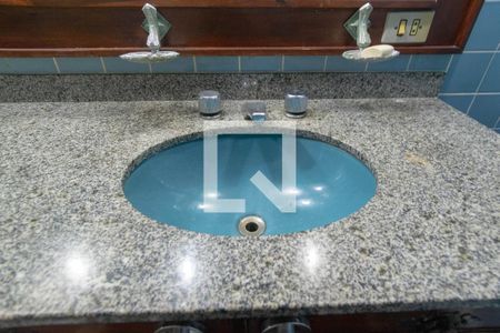 Apartamento à venda com 170m², 4 quartos e 1 vaga Apartamento à venda com 170m², 4 quartos e 1 vagaBanheiro da Suíte