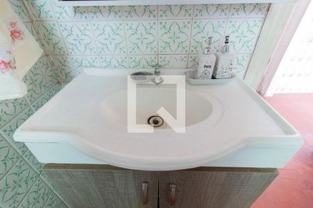 Casa à venda com 200m², 5 quartos e 1 vaga Casa à venda com 200m², 5 quartos e 1 vagaBanheiro 2