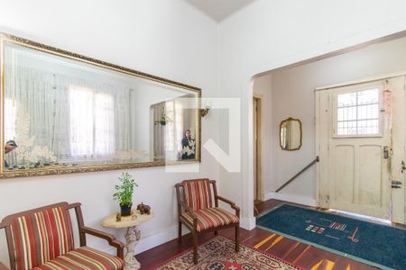 Sala de casa à venda com 5 quartos, 200m² em Santo Antônio, Porto Alegre