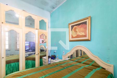 Quarto 1 de casa à venda com 5 quartos, 200m² em Santo Antônio, Porto Alegre