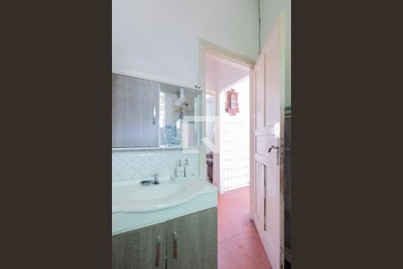 Casa à venda com 200m², 5 quartos e 1 vaga Casa à venda com 200m², 5 quartos e 1 vagaBanheiro 2
