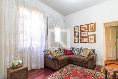 Sala de casa à venda com 5 quartos, 200m² em Santo Antônio, Porto Alegre
