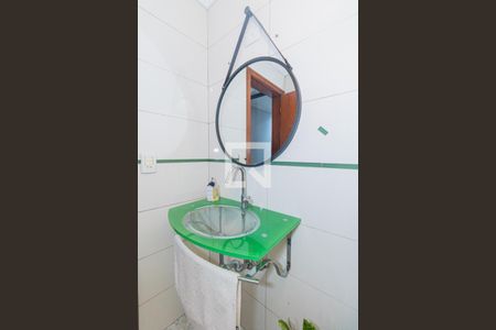 Casa à venda com 350m², 4 quartos e 4 vagas Casa à venda com 350m², 4 quartos e 4 vagasLavabo