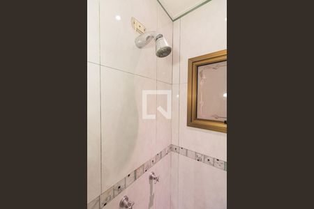 Casa à venda com 350m², 4 quartos e 4 vagas Casa à venda com 350m², 4 quartos e 4 vagasBanheiro da Suíte 2