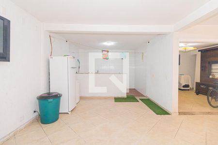 Casa à venda com 350m², 4 quartos e 4 vagas Casa à venda com 350m², 4 quartos e 4 vagasÁrea de Serviço