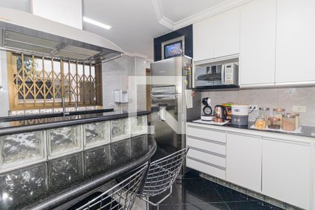 Casa à venda com 350m², 4 quartos e 4 vagas Casa à venda com 350m², 4 quartos e 4 vagasCozinha