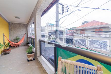 Casa à venda com 350m², 4 quartos e 4 vagas Casa à venda com 350m², 4 quartos e 4 vagasVaranda da Suíte 1 e 2