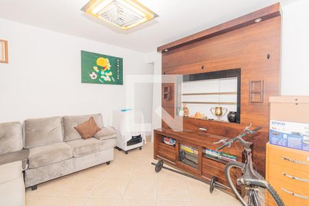 Casa à venda com 350m², 4 quartos e 4 vagas Casa à venda com 350m², 4 quartos e 4 vagasQuarto de Serviço