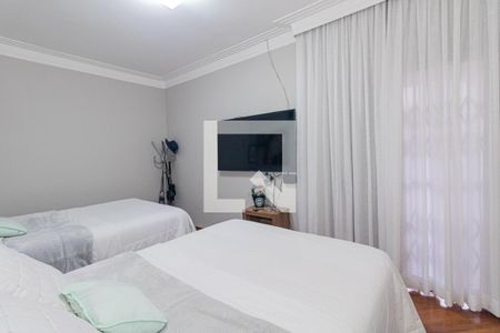 Suíte 1 de casa à venda com 4 quartos, 350m² em Parque Novo Mundo, São Paulo