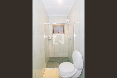 Casa à venda com 350m², 4 quartos e 4 vagas Casa à venda com 350m², 4 quartos e 4 vagasBanheiro da Suíte 3