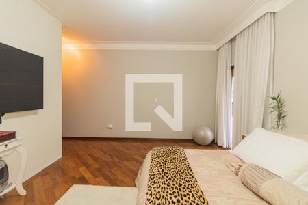 Casa à venda com 350m², 4 quartos e 4 vagas Casa à venda com 350m², 4 quartos e 4 vagasSuíte 2