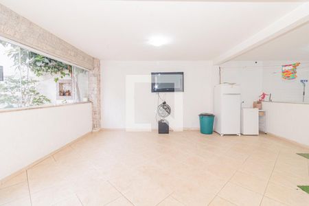 Casa à venda com 350m², 4 quartos e 4 vagas Casa à venda com 350m², 4 quartos e 4 vagasÁrea de Serviço