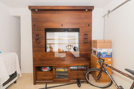 Casa à venda com 350m², 4 quartos e 4 vagas Casa à venda com 350m², 4 quartos e 4 vagasQuarto de Serviço