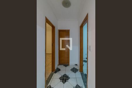 Apartamento para alugar com 65m², 2 quartos e sem vaga Apartamento para alugar com 65m², 2 quartos e sem vagaHall dos quartos e banheiro