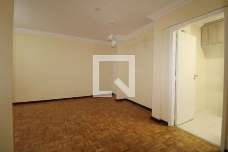 Sala de apartamento para alugar com 3 quartos, 90m² em Jardim das Paineiras, Campinas