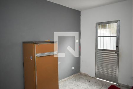 Sala de casa para alugar com 2 quartos, 52m² em Jardim Tremembe, São Paulo