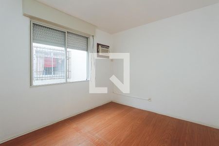 Quarto 1 de apartamento para alugar com 2 quartos, 50m² em Passo D&#39;areia, Porto Alegre