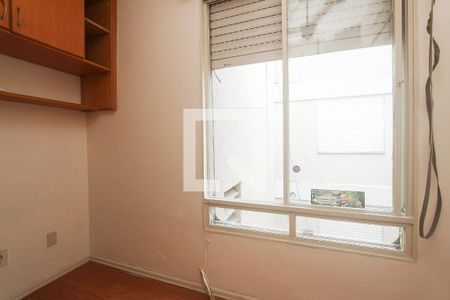 Quarto 2 de apartamento para alugar com 2 quartos, 50m² em Passo D'areia, Porto Alegre