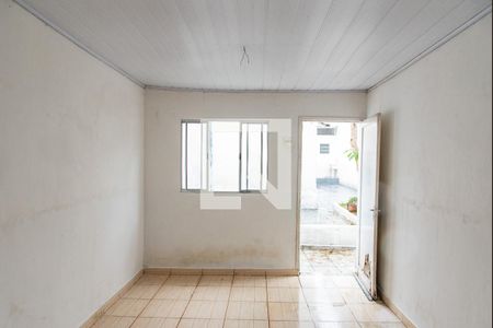 Casa à venda com 218m², 2 quartos e 2 vagasQuarto/edícula