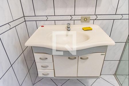 Casa à venda com 218m², 2 quartos e 2 vagasBanheiro