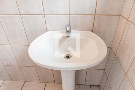 Casa à venda com 218m², 2 quartos e 2 vagasBanheiro de serviço