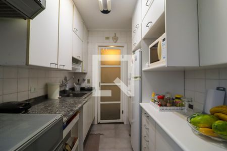 Apartamento para alugar com 75m², 2 quartos e 1 vagaCozinha