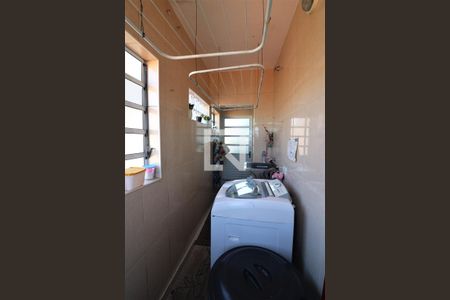 Casa à venda com 180m², 4 quartos e 2 vagasÁrea de Serviço