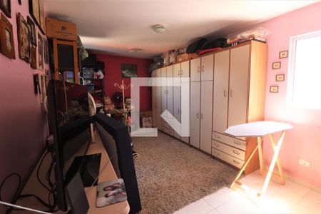 Casa à venda com 180m², 4 quartos e 2 vagasQuarto 4 