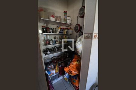 Casa à venda com 180m², 4 quartos e 2 vagasDispensa