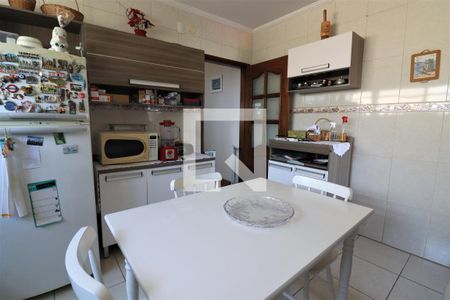 Casa à venda com 180m², 4 quartos e 2 vagasCozinha