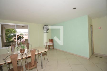 Apartamento para alugar com 60m², 2 quartos e 1 vagaÁrea comum - Salão de festas