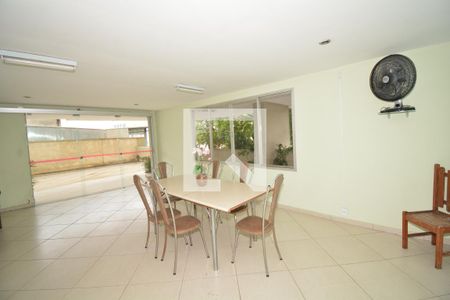 Apartamento para alugar com 60m², 2 quartos e 1 vagaÁrea comum - Salão de festas