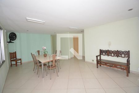 Apartamento para alugar com 60m², 2 quartos e 1 vagaÁrea comum - Salão de festas