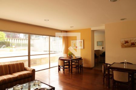 Apartamento para alugar com 162m², 3 quartos e 3 vagasÁrea comum - Salão de festas