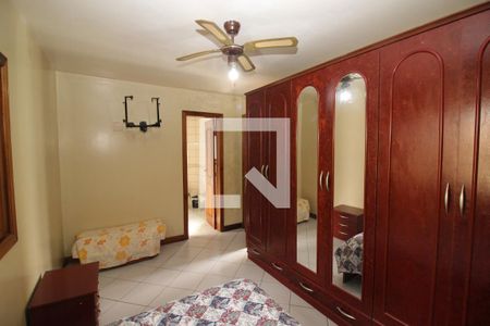 Casa à venda com 280m², 4 quartos e 2 vagasQuarto Suíte