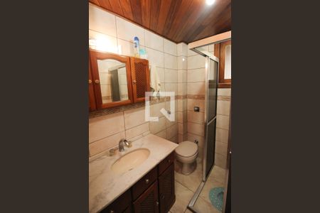 Casa à venda com 280m², 4 quartos e 2 vagasBanheiro 1