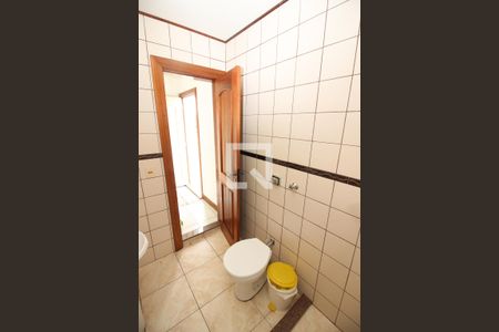 Casa à venda com 280m², 4 quartos e 2 vagasBanheiro 2