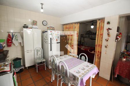 Casa à venda com 280m², 4 quartos e 2 vagasCozinha 2