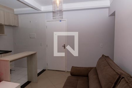 Sala de apartamento para alugar com 2 quartos, 42m² em Jardim Canhema, Diadema