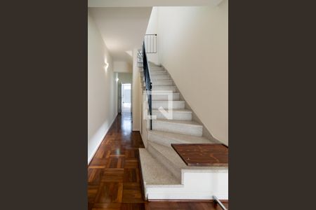 Sala de casa à venda com 3 quartos, 140m² em Campo Belo, São Paulo