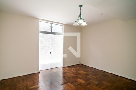 Sala de casa à venda com 3 quartos, 140m² em Campo Belo, São Paulo